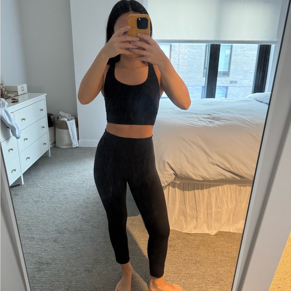 Lululemon Leggings & Bra Set